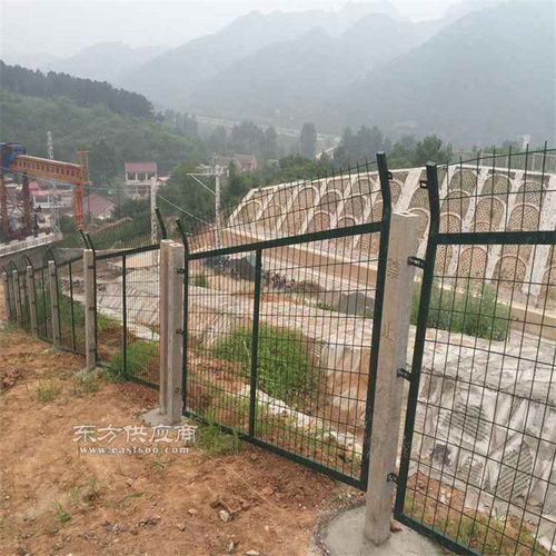 鐵路防護(hù)欄 鐵路站區(qū)防護(hù)網(wǎng) 鐵路專用防護(hù)網(wǎng) 安平廠家直銷